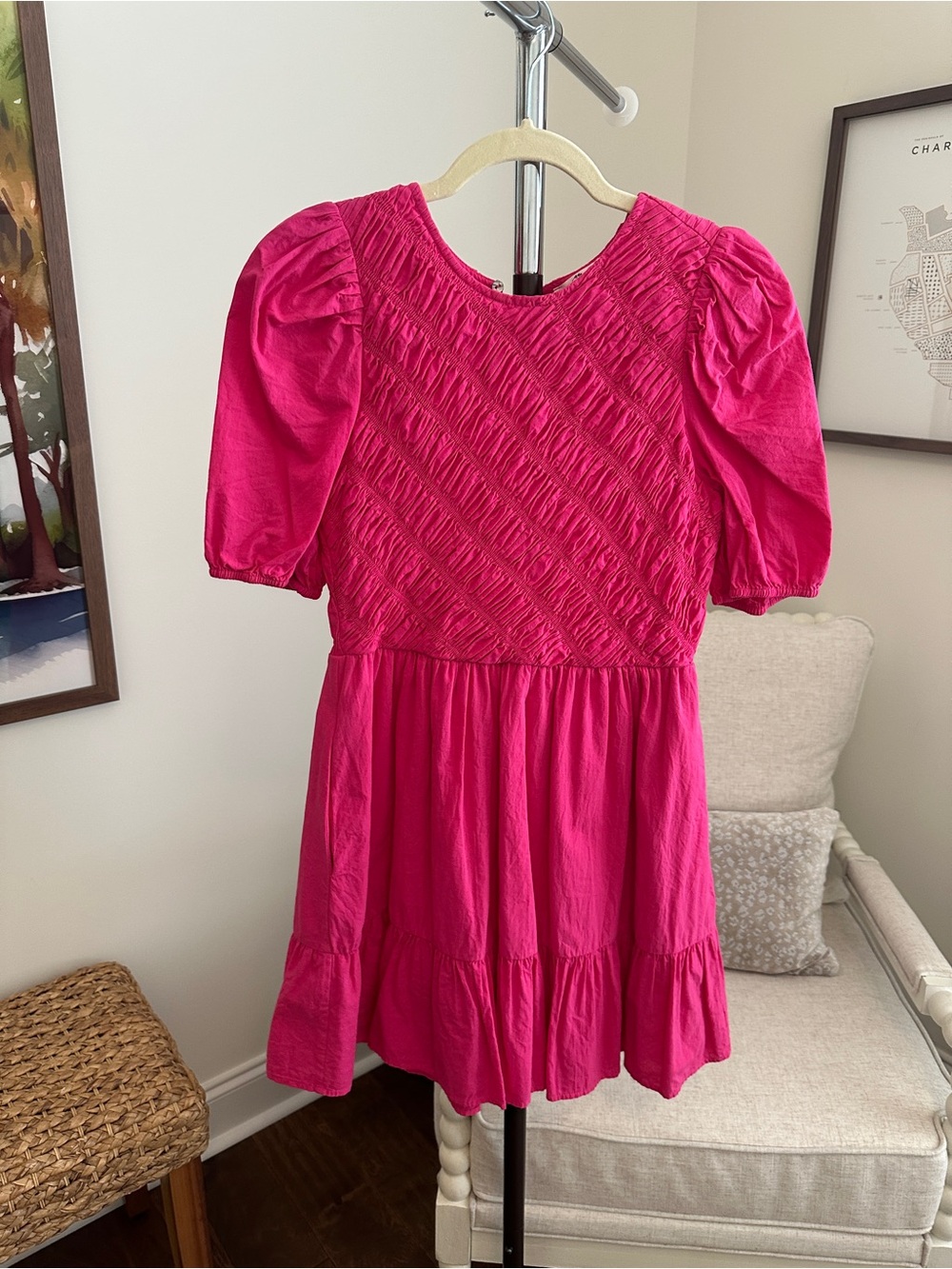 entro Fuchsia Puff-Sleeve Tiered Mini Dress